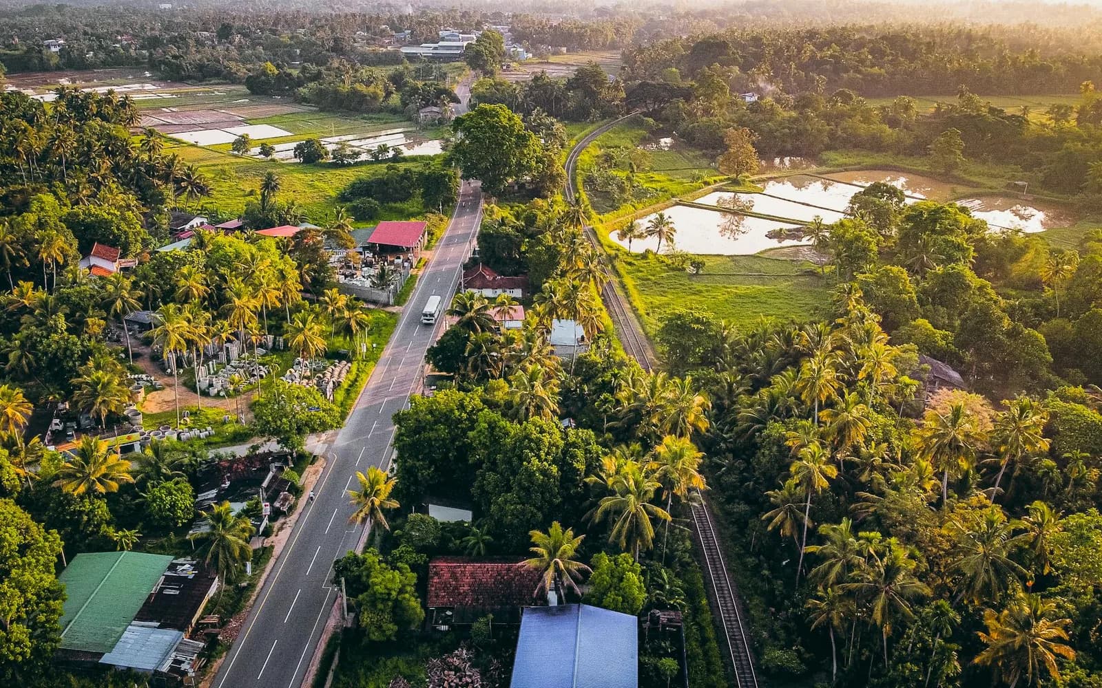 Island transport corridor image for start city logistics decisions