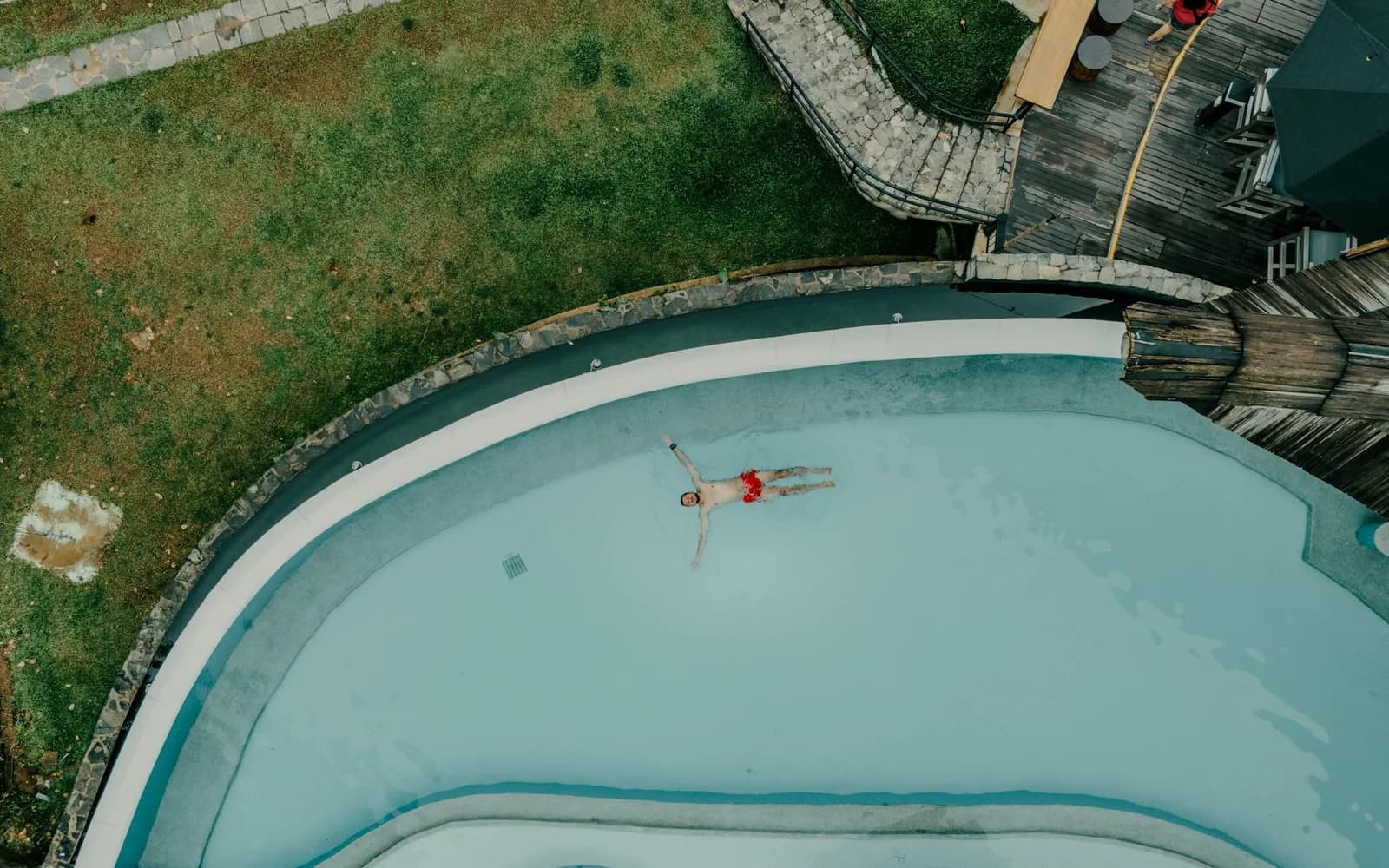 Resort and city style setting for Colombo versus Negombo planning